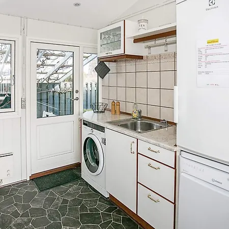 펜션 Secluded Retreat By Water - By Traum